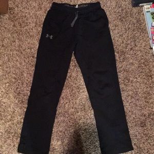Girl’s Under Armour sweatpants